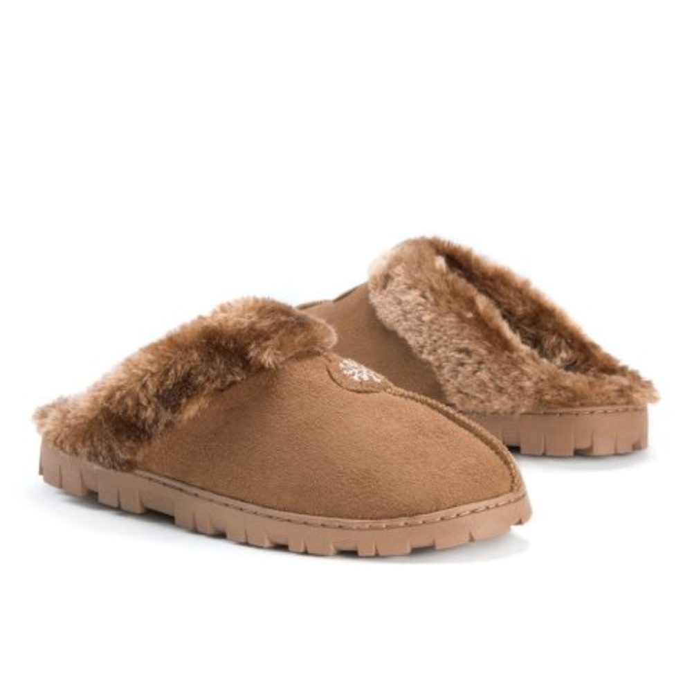 Muk Luks Slippers NIB